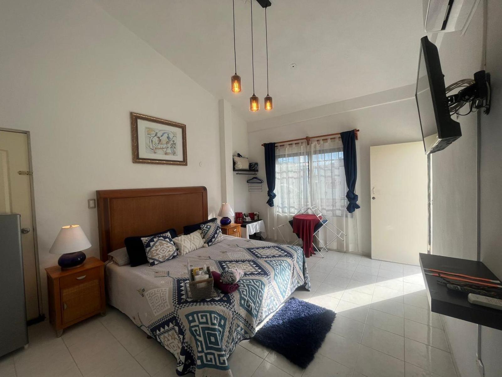 Caribbean Queen Cancun Bagian luar foto